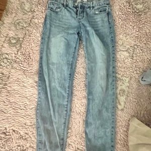 Low rise baggy jeans